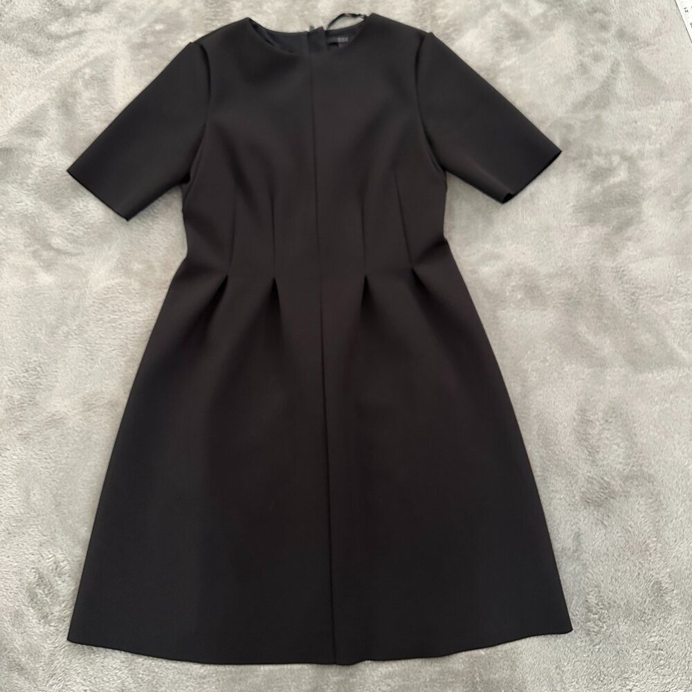 *flaw* COS Black Fit and Flare Short Sleeve Dress Women's size 4